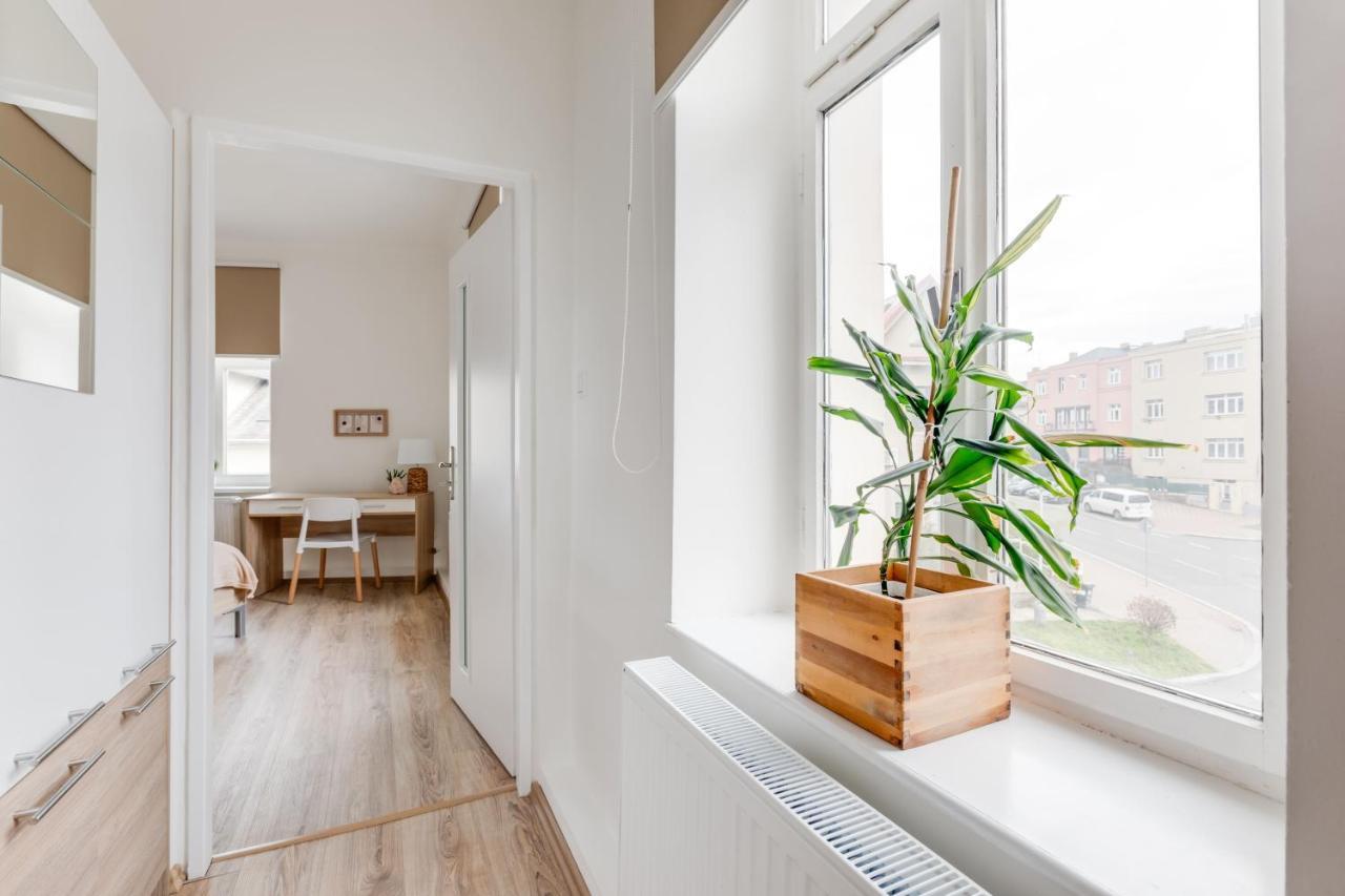 Modern, Bright And Spacious Apartment Прага Экстерьер фото
