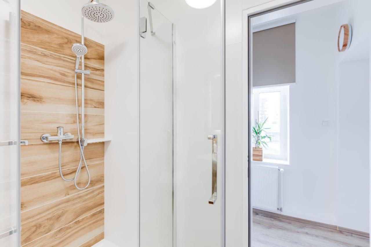 Modern, Bright And Spacious Apartment Прага Экстерьер фото